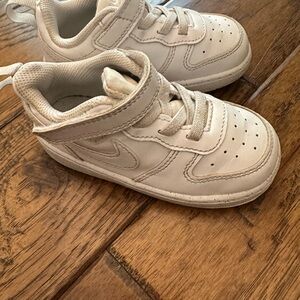 Nike Kids Cream Sneakers